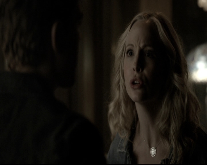 VampireDiariesWorld-dot-nl_6x05The_WorldHasTurnedAndLeftMeHere1245.jpg