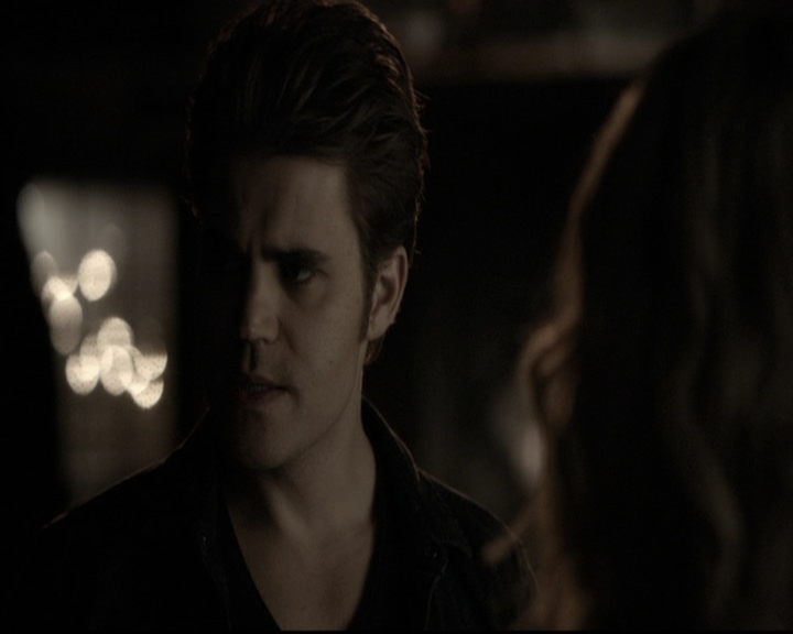 VampireDiariesWorld-dot-nl_6x05The_WorldHasTurnedAndLeftMeHere1253.jpg