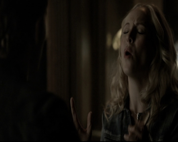 VampireDiariesWorld-dot-nl_6x05The_WorldHasTurnedAndLeftMeHere1255.jpg