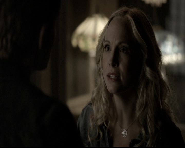 VampireDiariesWorld-dot-nl_6x05The_WorldHasTurnedAndLeftMeHere1263.jpg