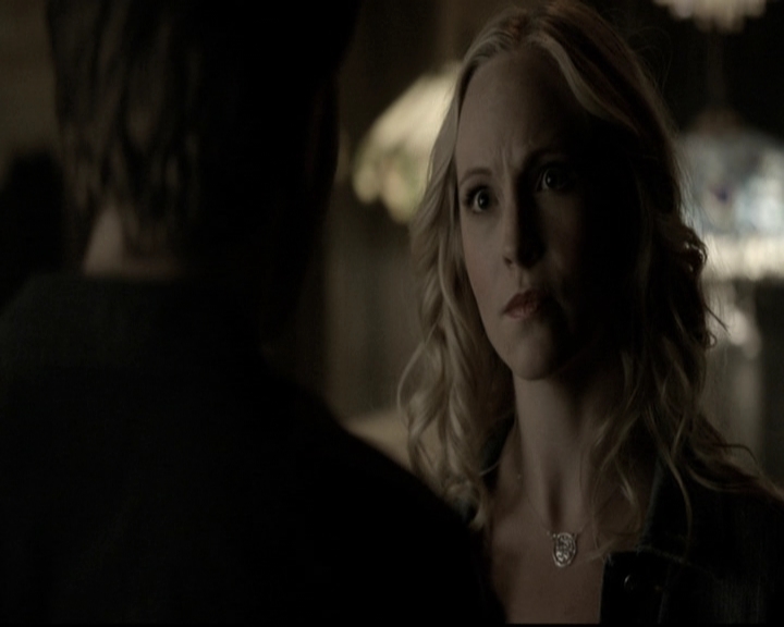 VampireDiariesWorld-dot-nl_6x05The_WorldHasTurnedAndLeftMeHere1272.jpg