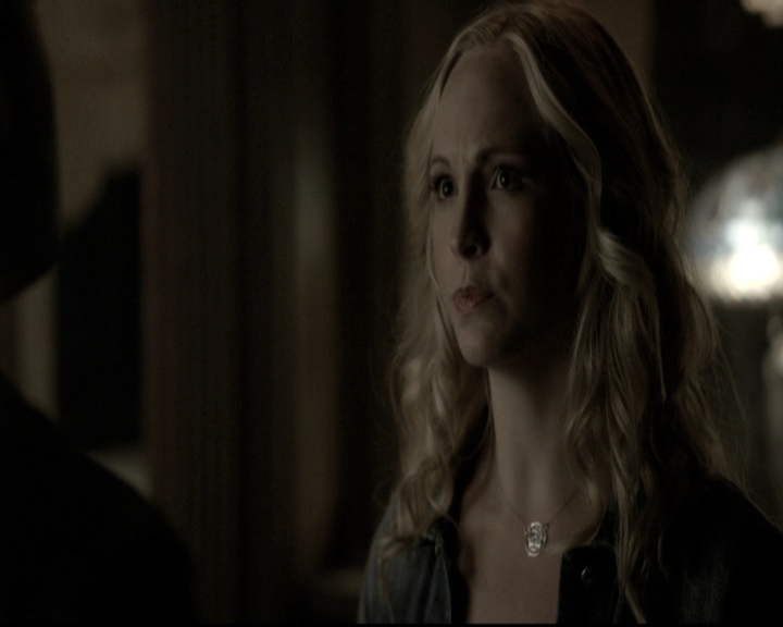 VampireDiariesWorld-dot-nl_6x05The_WorldHasTurnedAndLeftMeHere1283.jpg