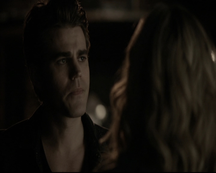 VampireDiariesWorld-dot-nl_6x05The_WorldHasTurnedAndLeftMeHere1286.jpg