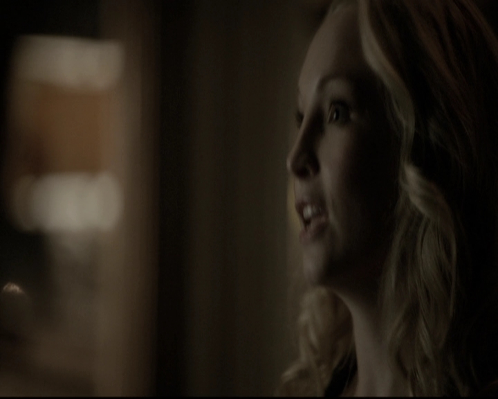 VampireDiariesWorld-dot-nl_6x05The_WorldHasTurnedAndLeftMeHere1290.jpg