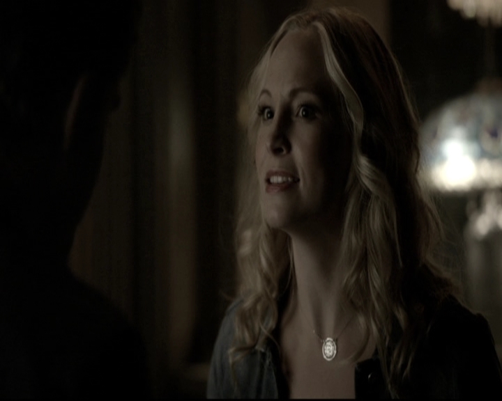 VampireDiariesWorld-dot-nl_6x05The_WorldHasTurnedAndLeftMeHere1295.jpg