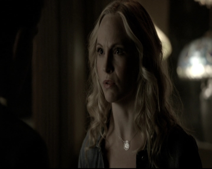 VampireDiariesWorld-dot-nl_6x05The_WorldHasTurnedAndLeftMeHere1297.jpg