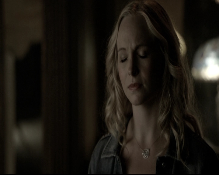 VampireDiariesWorld-dot-nl_6x05The_WorldHasTurnedAndLeftMeHere1306.jpg