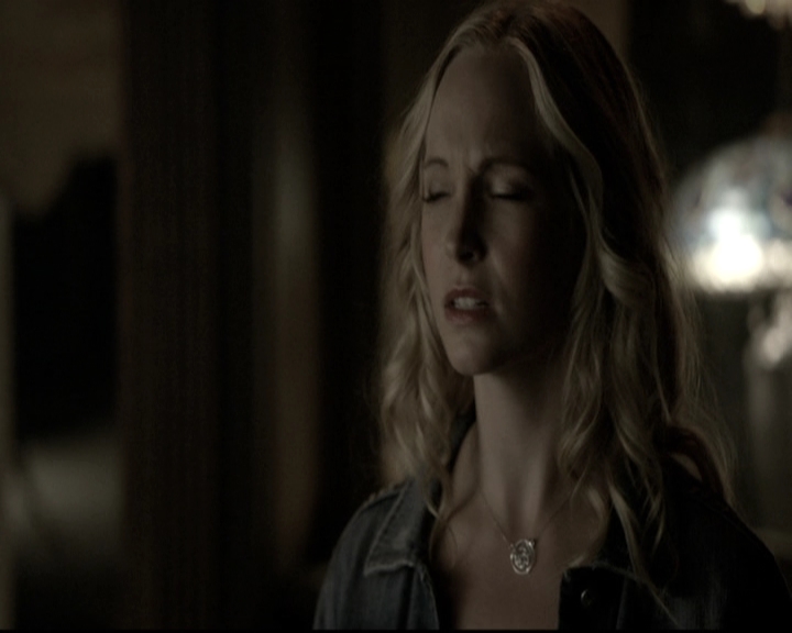 VampireDiariesWorld-dot-nl_6x05The_WorldHasTurnedAndLeftMeHere1307.jpg