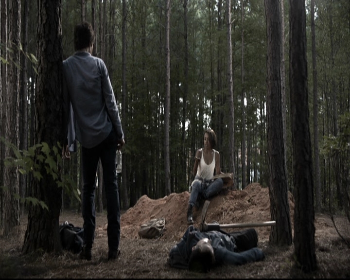 VampireDiariesWorld-dot-nl_6x05The_WorldHasTurnedAndLeftMeHere1395.jpg