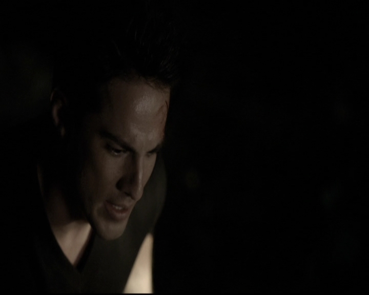 VampireDiariesWorld-dot-nl_6x05The_WorldHasTurnedAndLeftMeHere1448.jpg