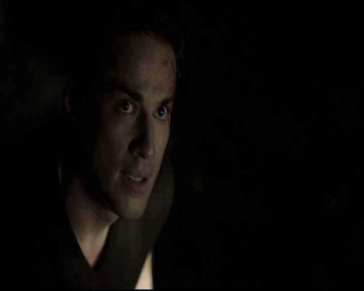 VampireDiariesWorld-dot-nl_6x05The_WorldHasTurnedAndLeftMeHere1449.jpg