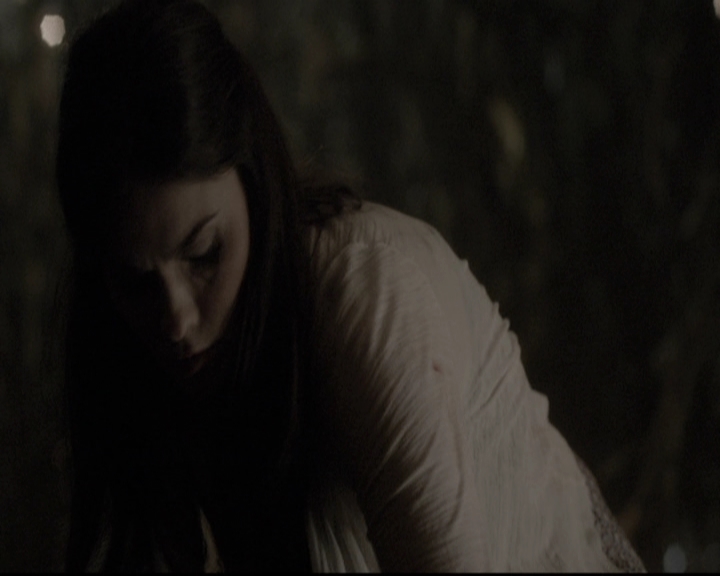 VampireDiariesWorld-dot-nl_6x05The_WorldHasTurnedAndLeftMeHere1457.jpg