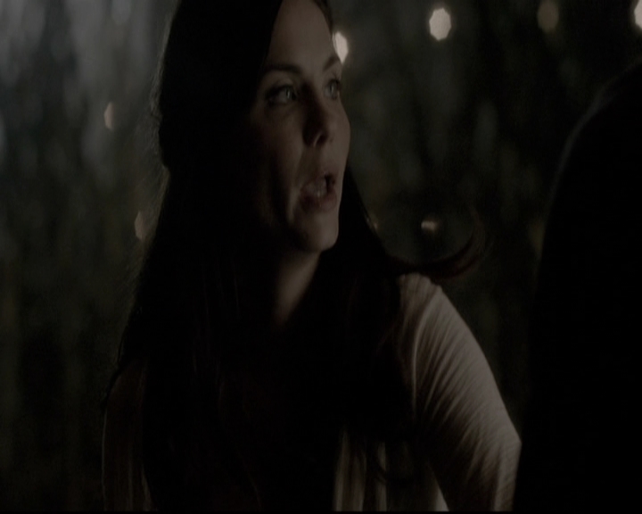 VampireDiariesWorld-dot-nl_6x05The_WorldHasTurnedAndLeftMeHere1469.jpg