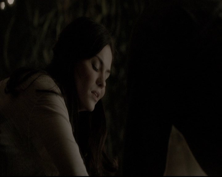 VampireDiariesWorld-dot-nl_6x05The_WorldHasTurnedAndLeftMeHere1479.jpg