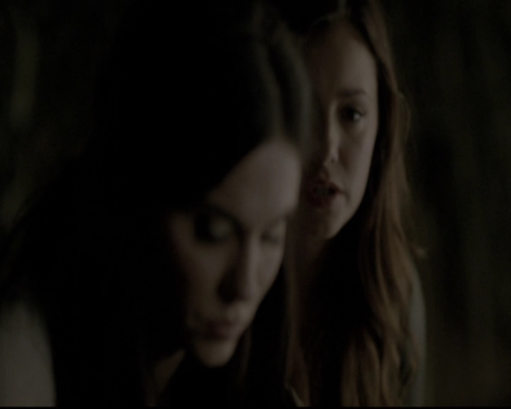 VampireDiariesWorld-dot-nl_6x05The_WorldHasTurnedAndLeftMeHere1489.jpg