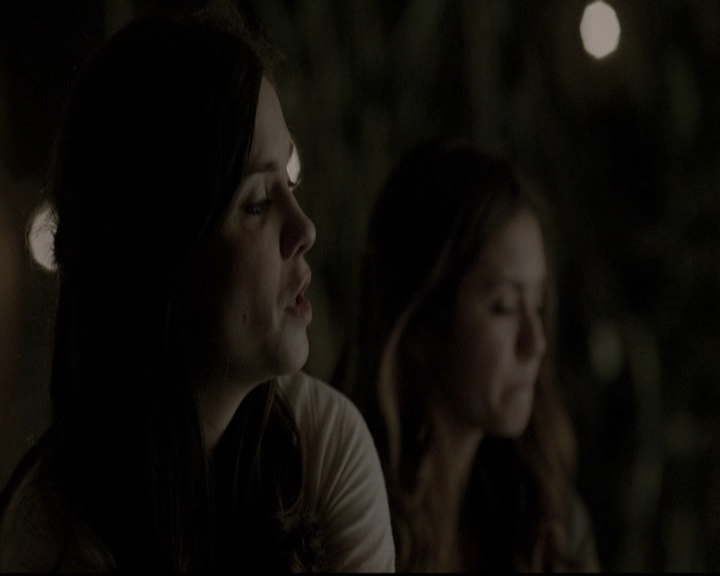 VampireDiariesWorld-dot-nl_6x05The_WorldHasTurnedAndLeftMeHere1504.jpg