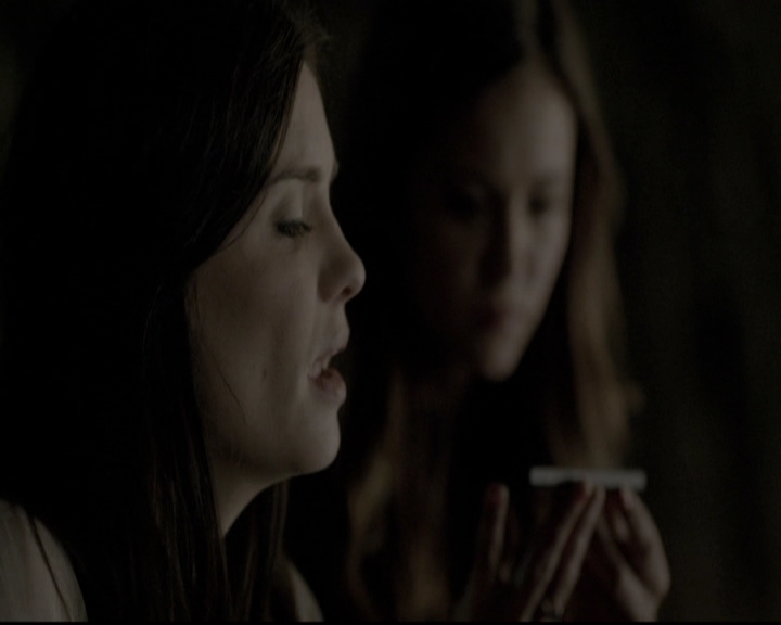 VampireDiariesWorld-dot-nl_6x05The_WorldHasTurnedAndLeftMeHere1517.jpg