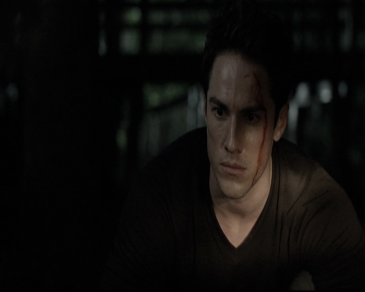 VampireDiariesWorld-dot-nl_6x05The_WorldHasTurnedAndLeftMeHere1530.jpg