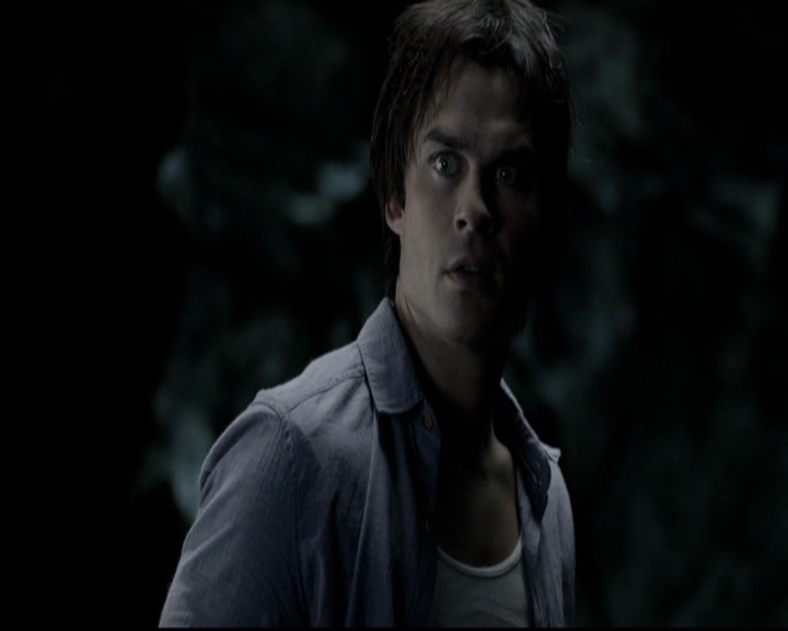 VampireDiariesWorld-dot-nl_6x05The_WorldHasTurnedAndLeftMeHere1599.jpg