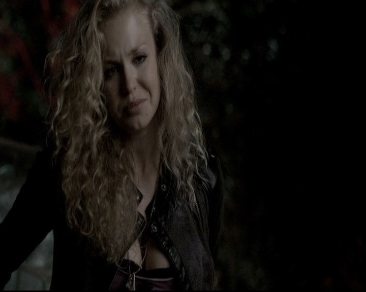 VampireDiariesWorld-dot-nl_6x05The_WorldHasTurnedAndLeftMeHere1657.jpg