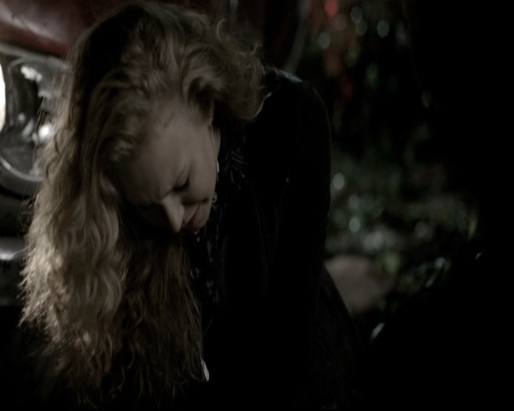 VampireDiariesWorld-dot-nl_6x05The_WorldHasTurnedAndLeftMeHere1687.jpg