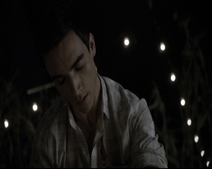 VampireDiariesWorld-dot-nl_6x05The_WorldHasTurnedAndLeftMeHere1704.jpg