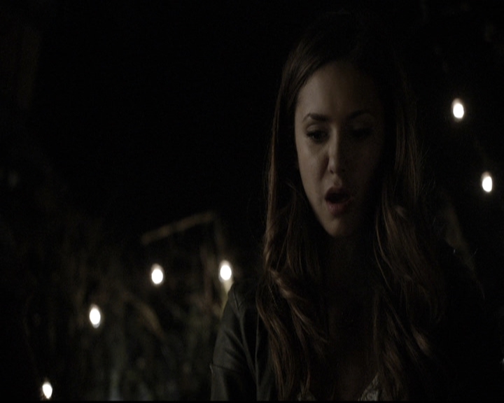 VampireDiariesWorld-dot-nl_6x05The_WorldHasTurnedAndLeftMeHere1734.jpg