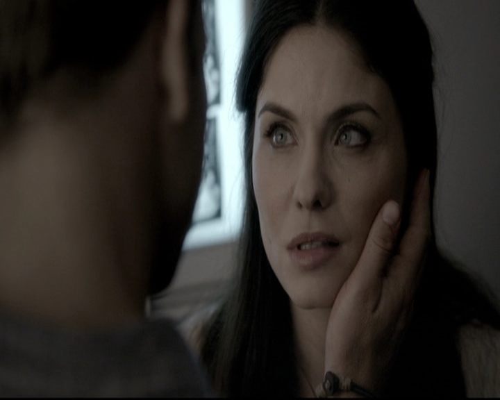 VampireDiariesWorld-dot-nl_6x05The_WorldHasTurnedAndLeftMeHere1894.jpg