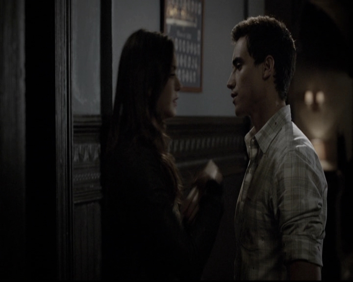 VampireDiariesWorld-dot-nl_6x05The_WorldHasTurnedAndLeftMeHere2020.jpg