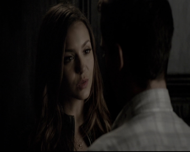 VampireDiariesWorld-dot-nl_6x05The_WorldHasTurnedAndLeftMeHere2039.jpg