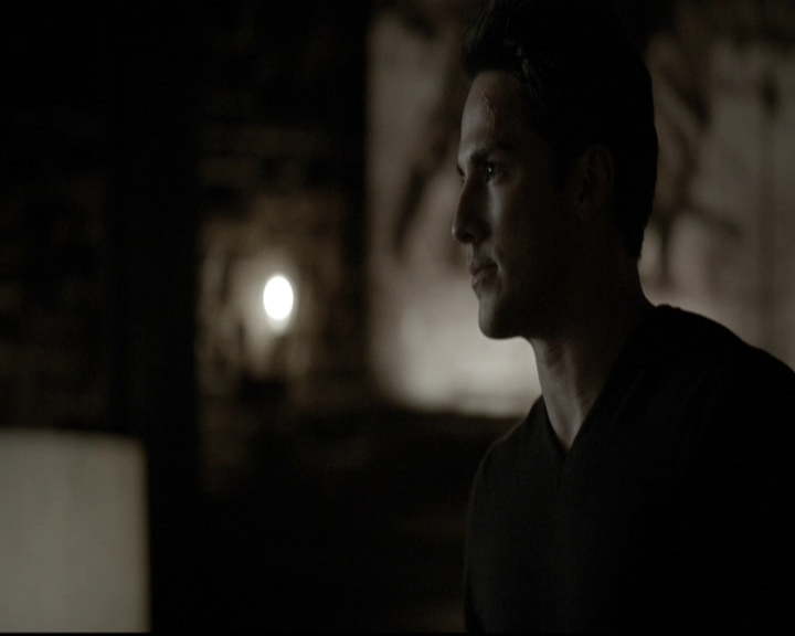 VampireDiariesWorld-dot-nl_6x05The_WorldHasTurnedAndLeftMeHere2070.jpg