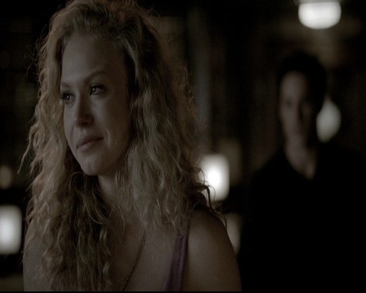 VampireDiariesWorld-dot-nl_6x05The_WorldHasTurnedAndLeftMeHere2073.jpg