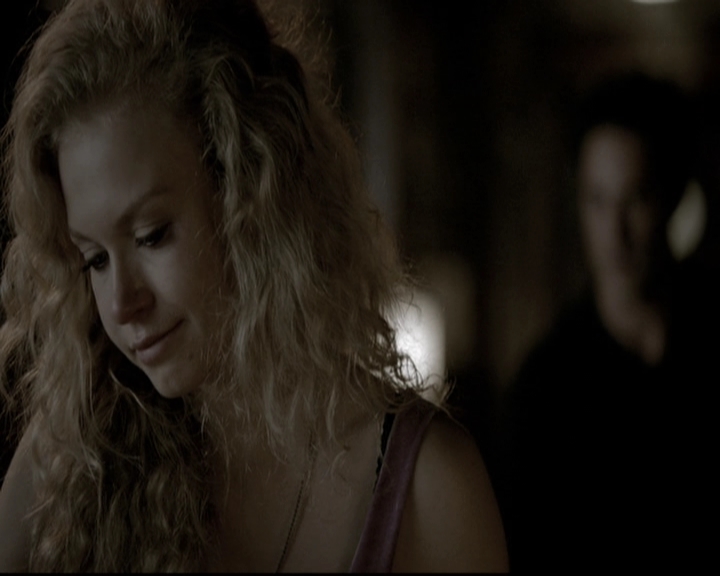 VampireDiariesWorld-dot-nl_6x05The_WorldHasTurnedAndLeftMeHere2078.jpg