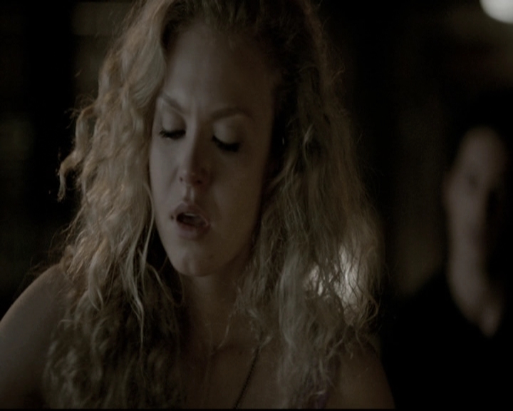 VampireDiariesWorld-dot-nl_6x05The_WorldHasTurnedAndLeftMeHere2084.jpg