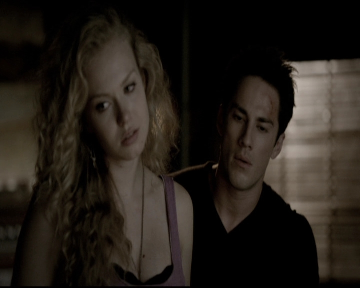 VampireDiariesWorld-dot-nl_6x05The_WorldHasTurnedAndLeftMeHere2088.jpg