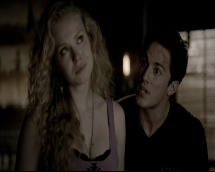 VampireDiariesWorld-dot-nl_6x05The_WorldHasTurnedAndLeftMeHere2094.jpg