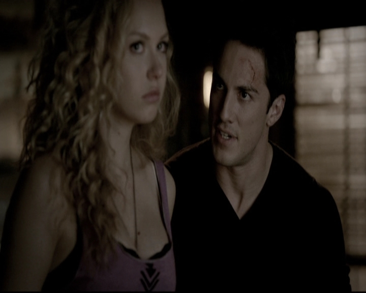 VampireDiariesWorld-dot-nl_6x05The_WorldHasTurnedAndLeftMeHere2104.jpg