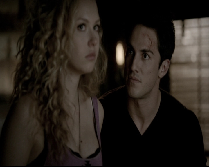 VampireDiariesWorld-dot-nl_6x05The_WorldHasTurnedAndLeftMeHere2106.jpg