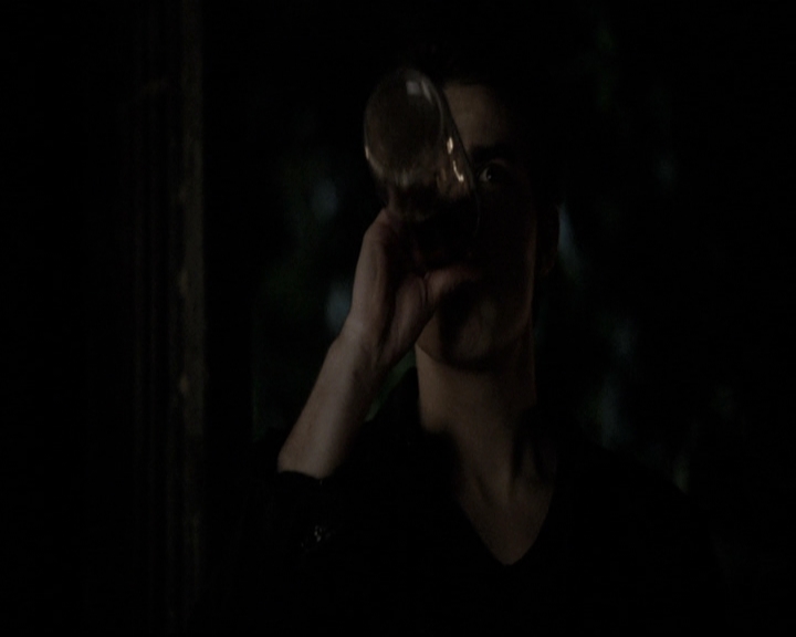 VampireDiariesWorld-dot-nl_6x05The_WorldHasTurnedAndLeftMeHere2133.jpg