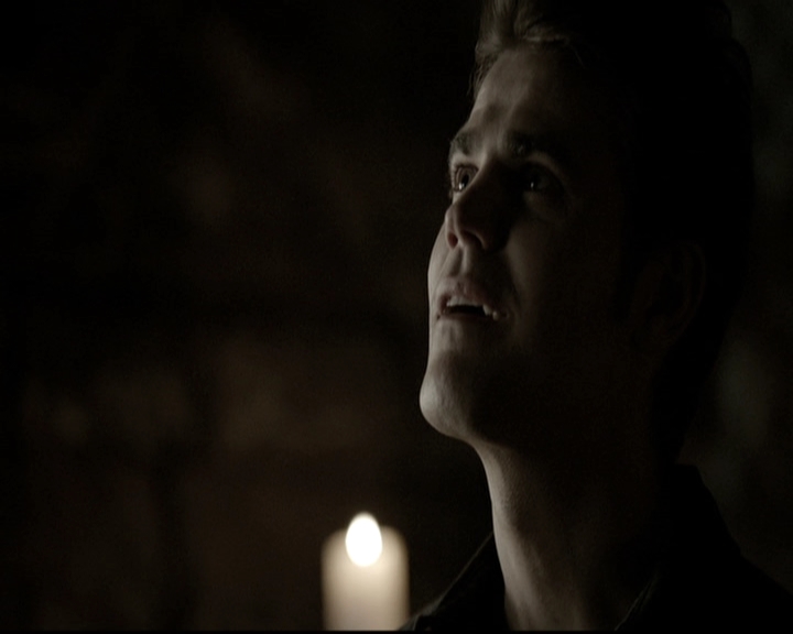 VampireDiariesWorld-dot-nl_6x05The_WorldHasTurnedAndLeftMeHere2143.jpg