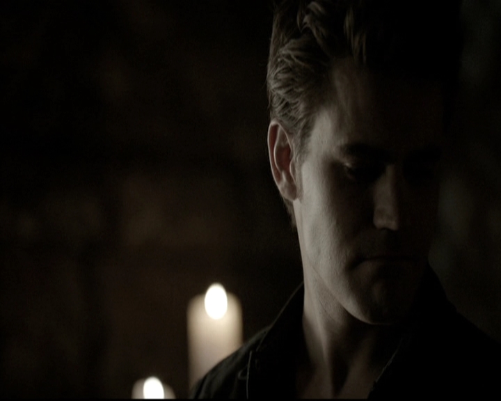 VampireDiariesWorld-dot-nl_6x05The_WorldHasTurnedAndLeftMeHere2156.jpg