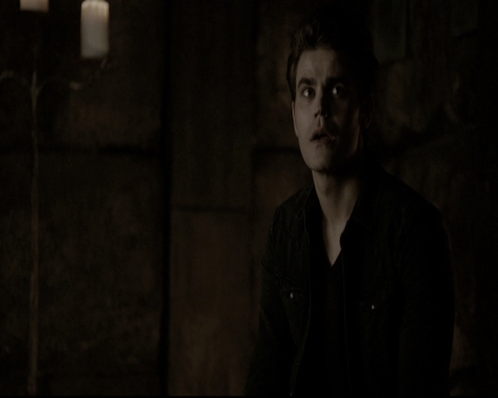 VampireDiariesWorld-dot-nl_6x05The_WorldHasTurnedAndLeftMeHere2188.jpg