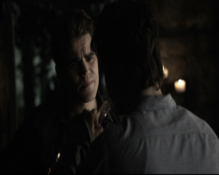 VampireDiariesWorld-dot-nl_6x06TheMoreYouIgnoreMeTheCloserIGet0108.jpg