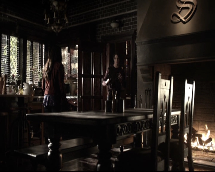 VampireDiariesWorld-dot-nl_6x06TheMoreYouIgnoreMeTheCloserIGet0210.jpg