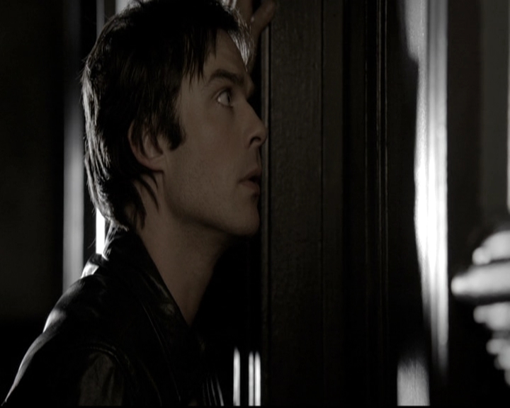 VampireDiariesWorld-dot-nl_6x06TheMoreYouIgnoreMeTheCloserIGet0402.jpg