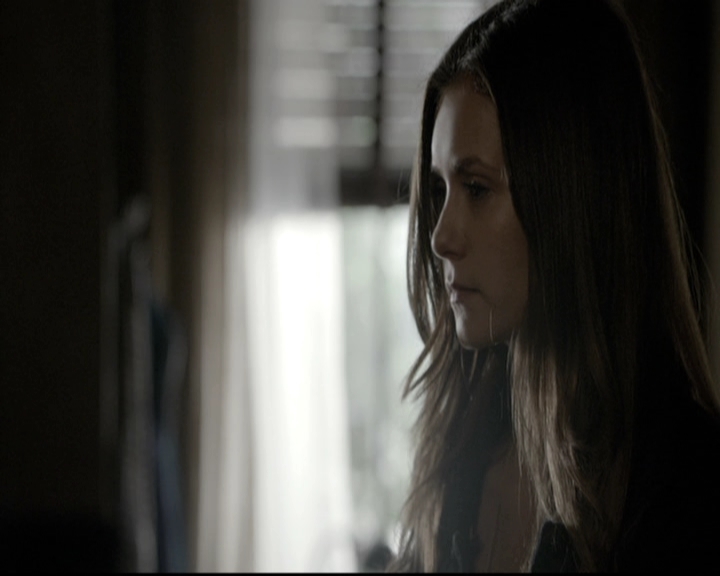 VampireDiariesWorld-dot-nl_6x06TheMoreYouIgnoreMeTheCloserIGet0406.jpg