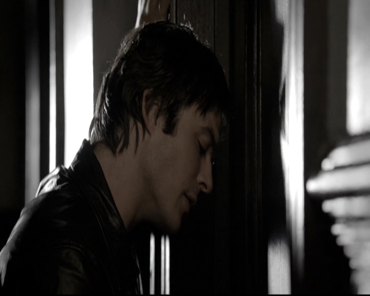 VampireDiariesWorld-dot-nl_6x06TheMoreYouIgnoreMeTheCloserIGet0410.jpg