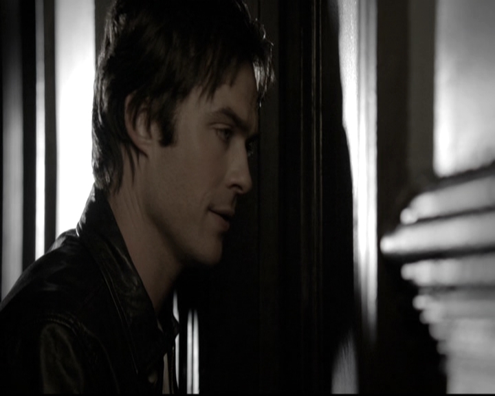 VampireDiariesWorld-dot-nl_6x06TheMoreYouIgnoreMeTheCloserIGet0423.jpg