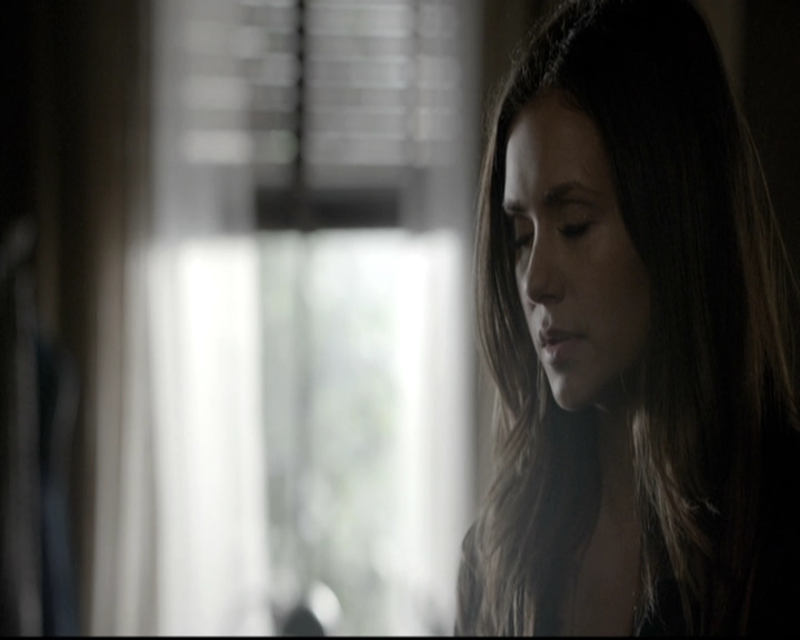 VampireDiariesWorld-dot-nl_6x06TheMoreYouIgnoreMeTheCloserIGet0424.jpg