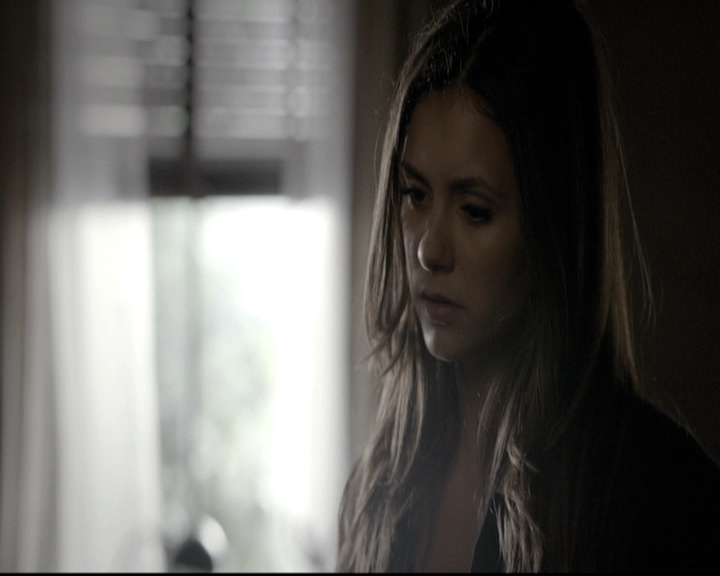 VampireDiariesWorld-dot-nl_6x06TheMoreYouIgnoreMeTheCloserIGet0439.jpg